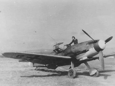 Bf 109 F of 1/JG 106 in Frankfurt Eschborn 1943 2