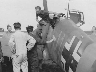 Bf 109 F yellow 11 6/JG 51 Oblt Walter Stara Bychow 1941