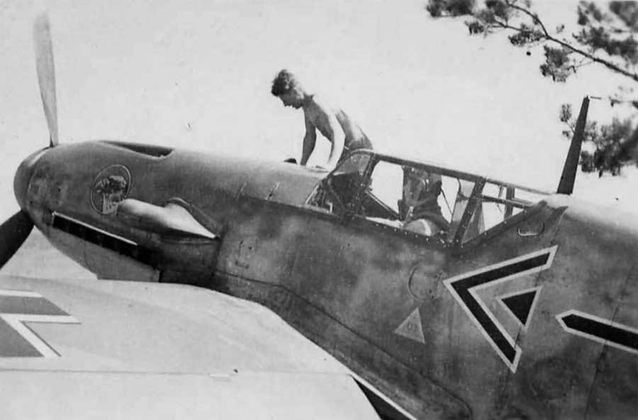 Messerschmitt Bf 109 F 2 of Stab JG 51 pilot Werner Molders eastern front 1941