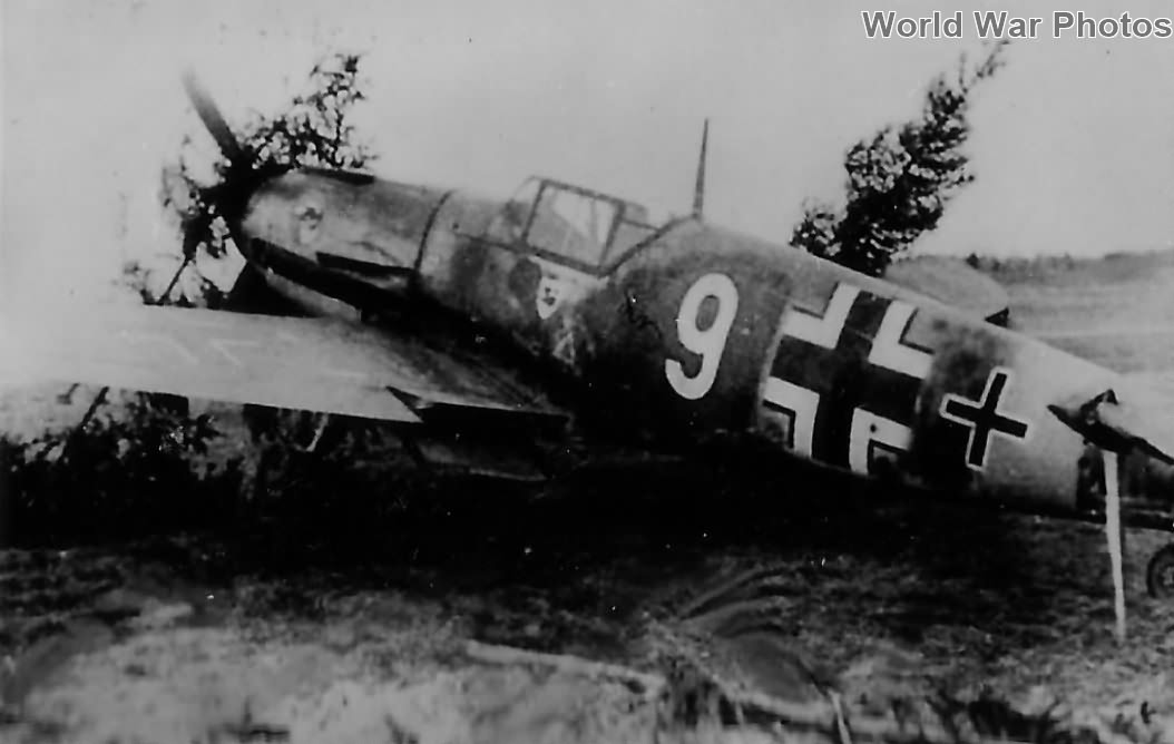 Bf 109F „White 9” from IV/JG 51 November 1942