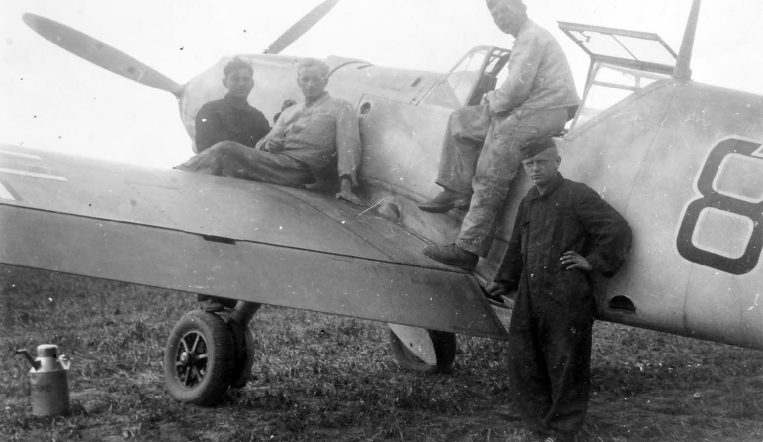 Bf 109E „8” W Nr 1464