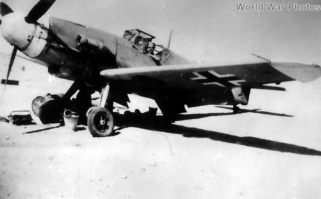 Bf 109 F-4/trop of the 3/JG 27 Quasaba 1942