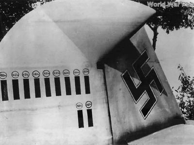 Bf 109E tail of ace Gerhard Schopfel, August 1940