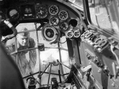 German medium bomber Do17 cockpit