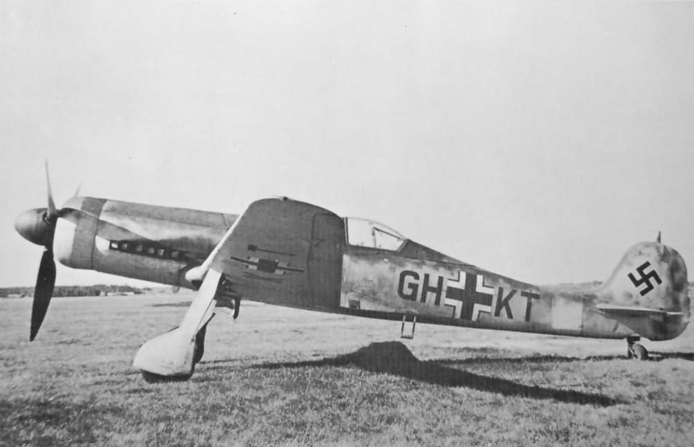 Focke Wulf Fw 190 V30 U1 GH+KT