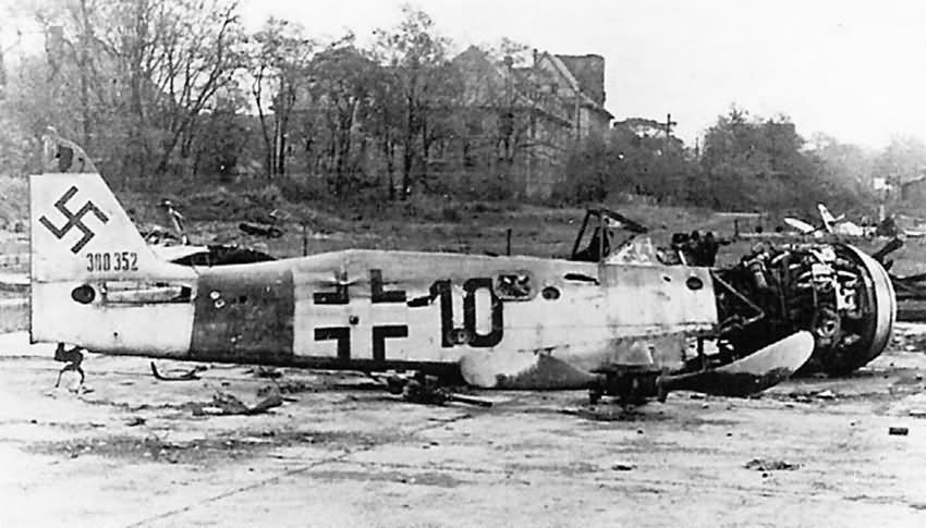 Focke Wulf Fw 190A-8 black 10
