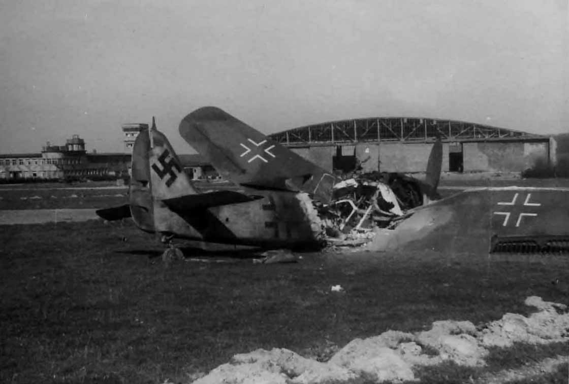 destroyed Fw 190