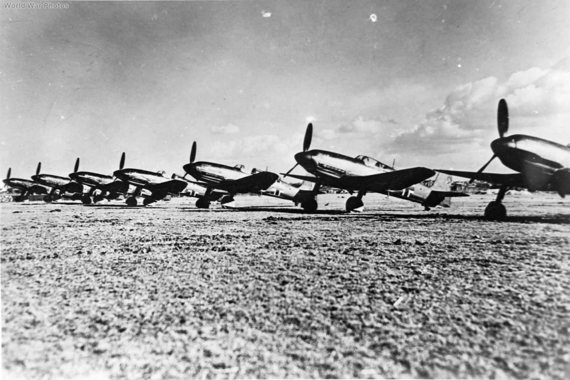 He 100 on the ground 1940