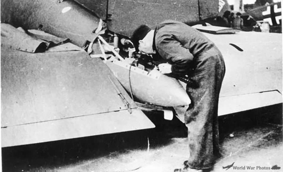 MG 17 installation in tail of He 111H-6