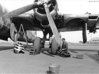 He 177 A-5 of the II/KG 40 undercarriage