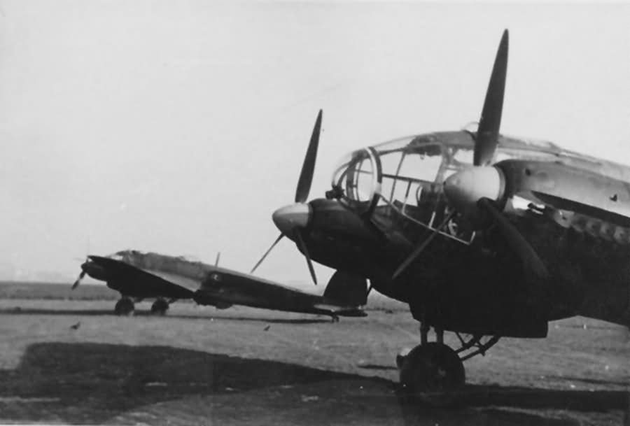 Heinkel He 111 bombers night camo