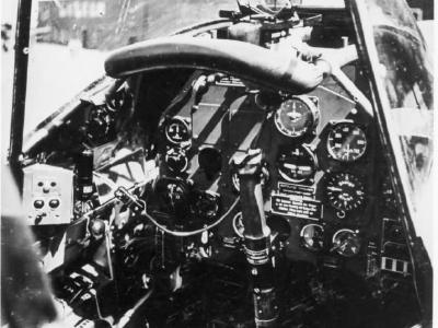 Ju 87D-1 cockpit