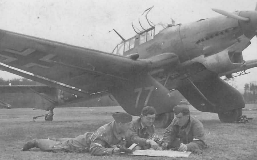 Ju 87 A-1 „77” code GJ+NV WNr.5008 of the StS 2 Bad Aibling September 1941