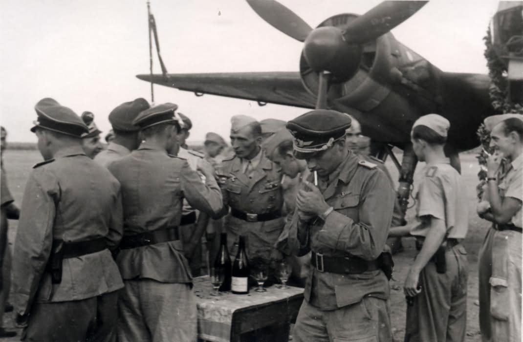 Ju88 4000 Feindflug Oltn Hessinger Italy 1943