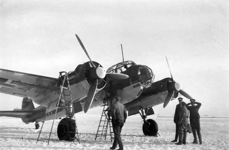 Ground crews check their Ju 88 A-0/A-1, Winter 1939