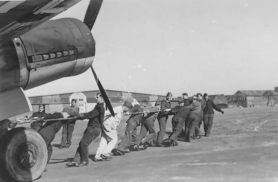 Ju 88 A 7T+BH of 1/KGr 606 Ansbach 1941