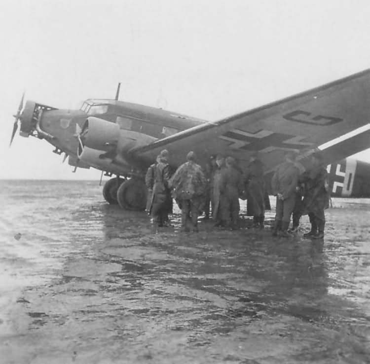 Junkers Ju 52 3m KD+IG KGrzbV 500 1942