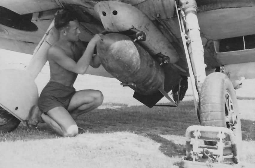 Bf109E 5.JG 27 SC 250 KG Bomb Balkans 1941 photo