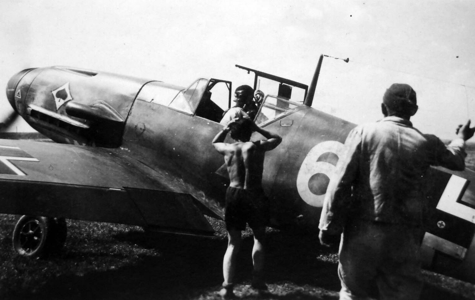 Messerschmitt Bf109F of the JG 53 white 6