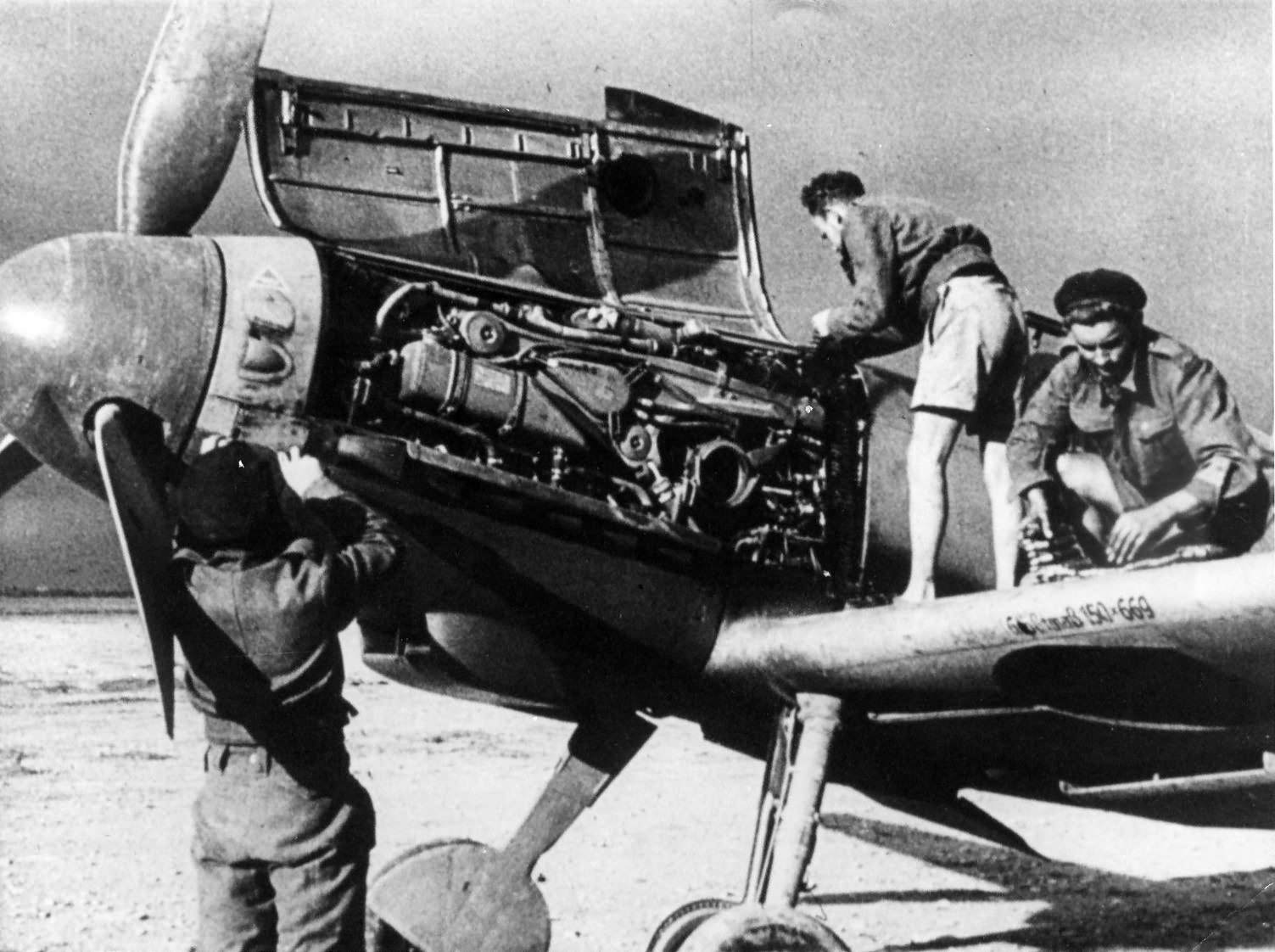 Bf109 F of the JG 27 in Africa 1943