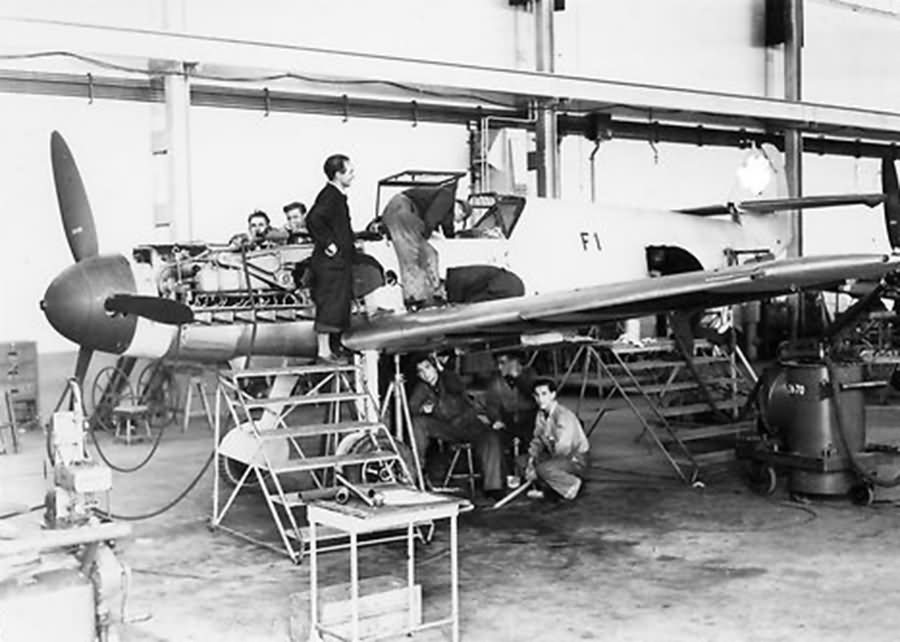 Bf 109 in Wiener Neustadter Flugzeugwerke factory 9
