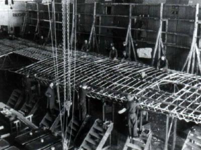 Me 323 E-2 wing construction detail