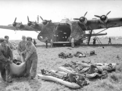 me323 561 1142 21 Grosseto Flugzeug Me 323 Verwundetentransport