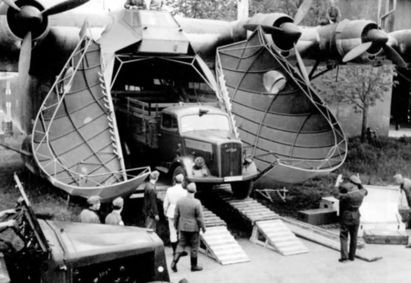 Unloading Opel Blitz from a Me 323