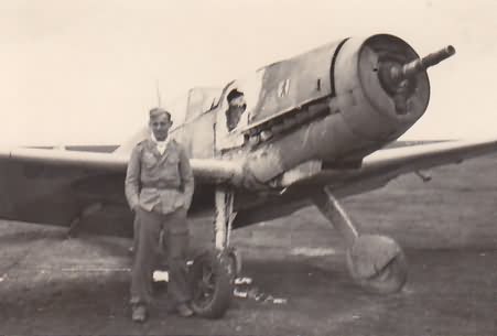 Me 109 F-4/trop. of the 4/JG 27 Derna 12.12.1941 2