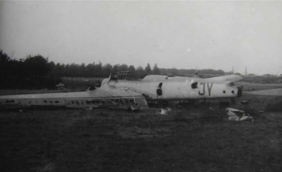 wreckage Messerschmitt Bf110 +JY