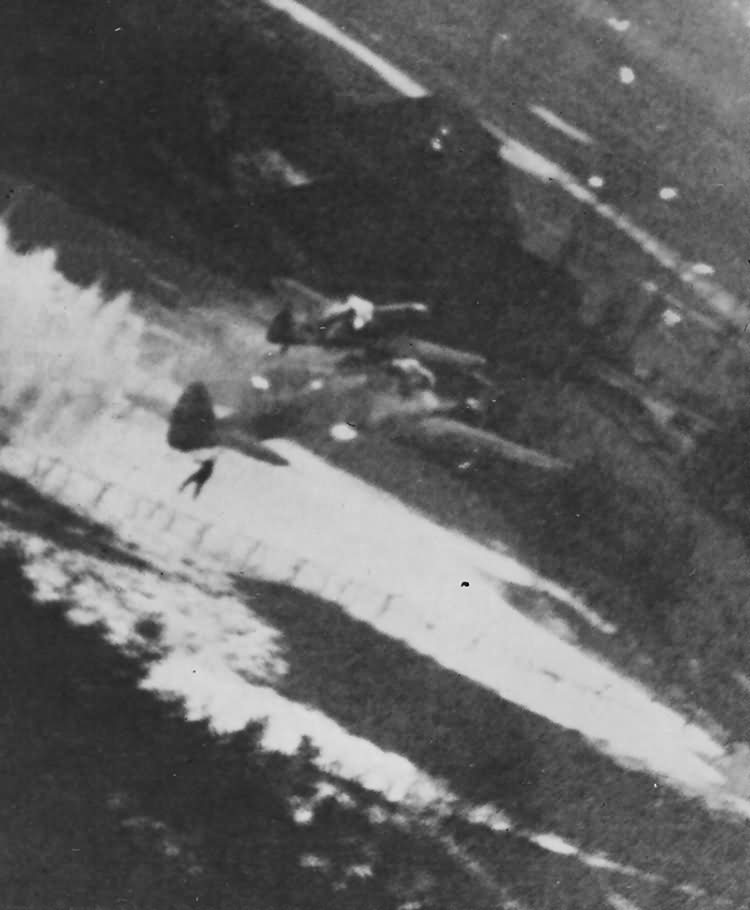 Mistel Bf109 + Ju88 in gun camera