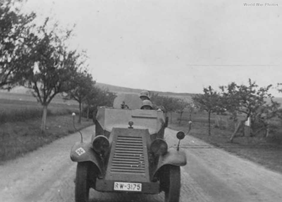 Maschinengewehrkraftwagen Kfz 13 RW-3175 pre-war