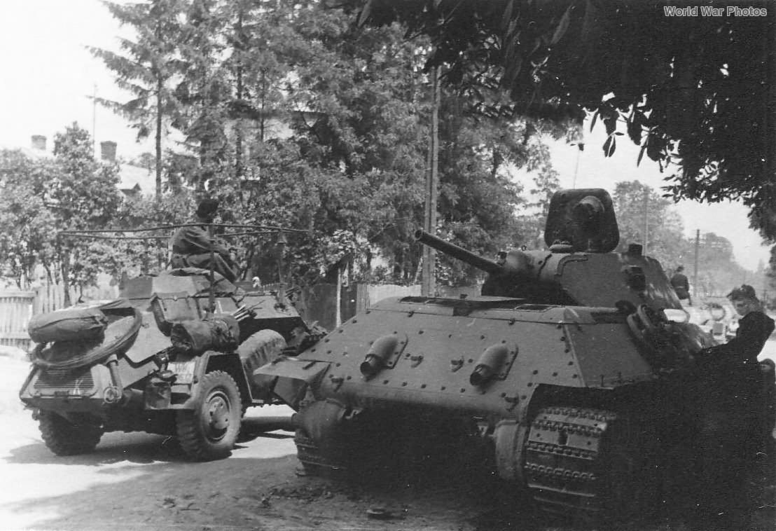 SdKfz 223 and T-34 in Zolkva June 1941