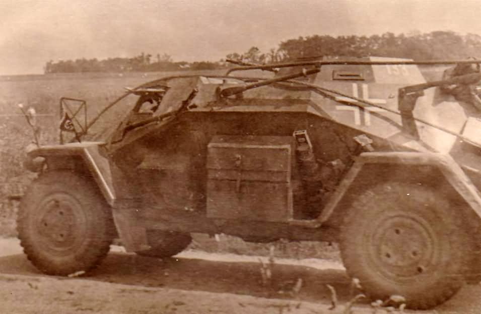 Sd.Kfz. 223 – Leichter Panzerspähwagen (Fu) 2