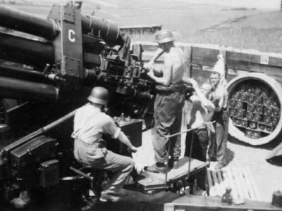 Flak 105 german flak gun