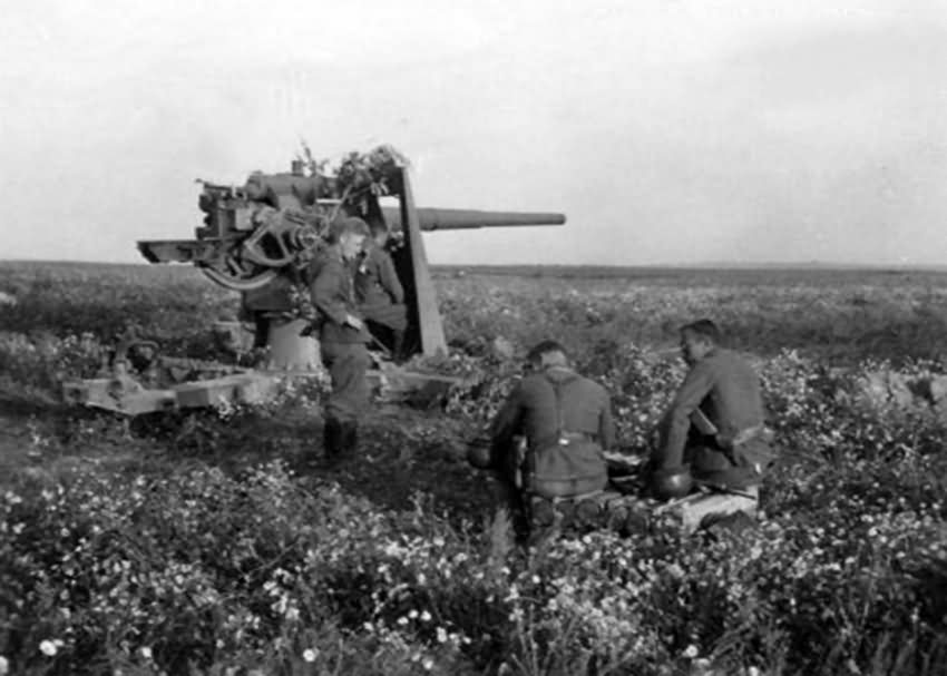 Flak 88 in anti tank position 2