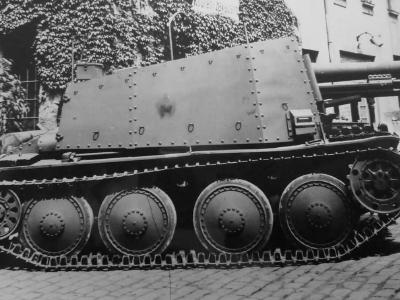Grille Ausf. H 15 cm s.I.G. 33 (Sf) auf Panzerkampfwagen 38(t) 3