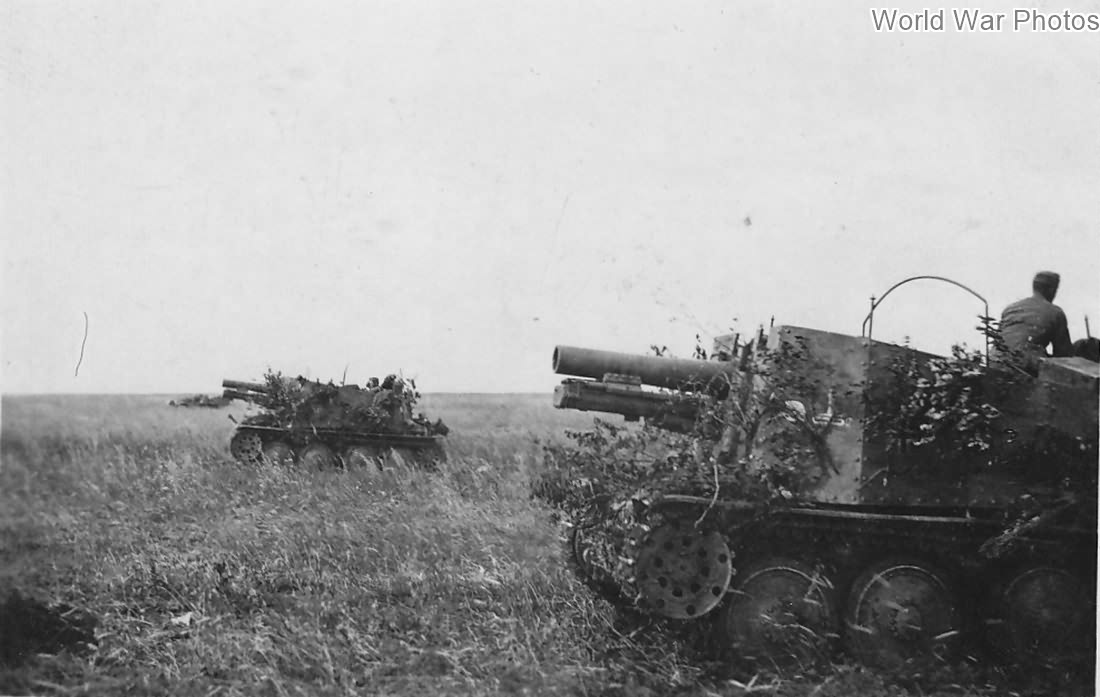 Grille Ausf H of the Panzer-Grenadier-Division Grossdeutschland
