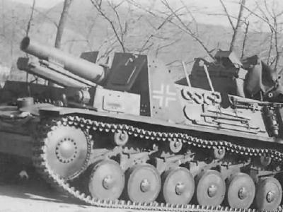 Sturmpanzer II Bison 15 cm sIG 33 schweres Infanteriegeschutz