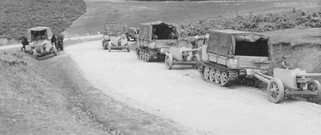 RSO towing PaK 40