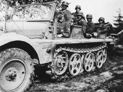 German half track SdKfz 10