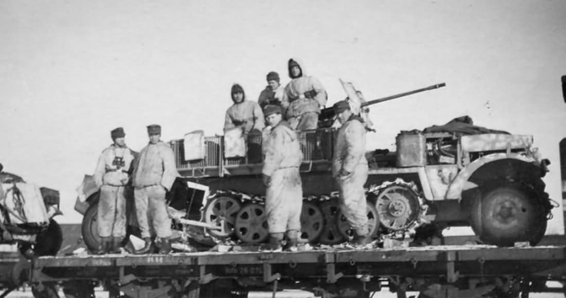 Sd.Kfz.10/4 winter camo