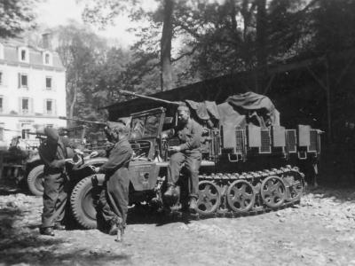 Sd.Kfz.10/4 leichter Zugkraftwagen 1t halftrack 2