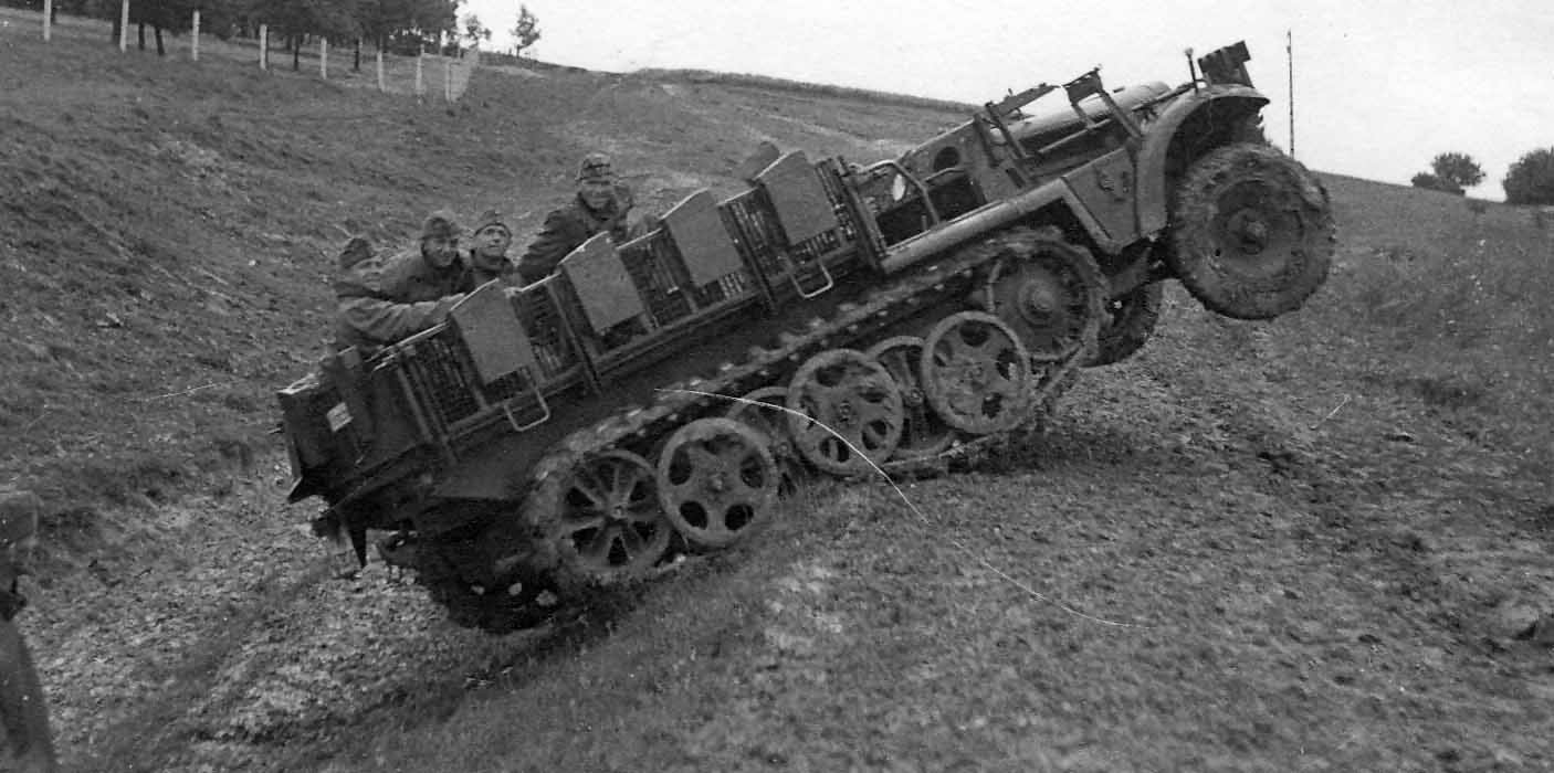 SdKfz 10/4 without Flak gun