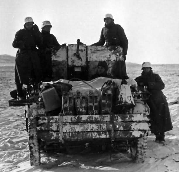 SdKfz 10/4 winter camouflage