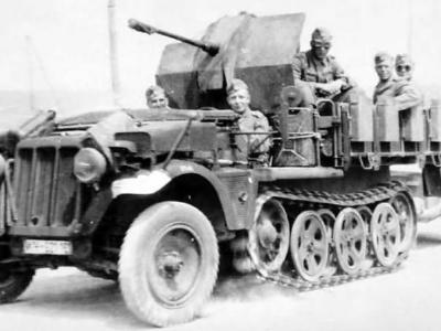 Sd Kfz 10/4 Demag D7 flak version