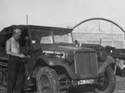 Sd Kfz 10 leichter Zugkraftwagen 1t Demag D7 WH-227036