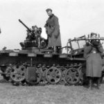 SdKfz 10/4 crew exercise