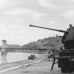 german halftrack SdKfz 10 flak model 9