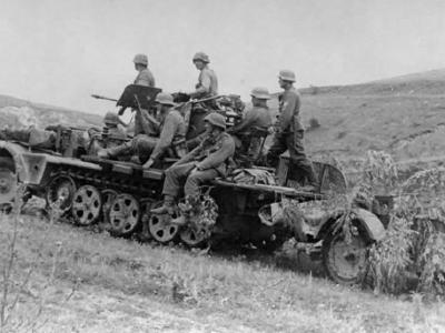 German halftrack SdKfz 10/4 11